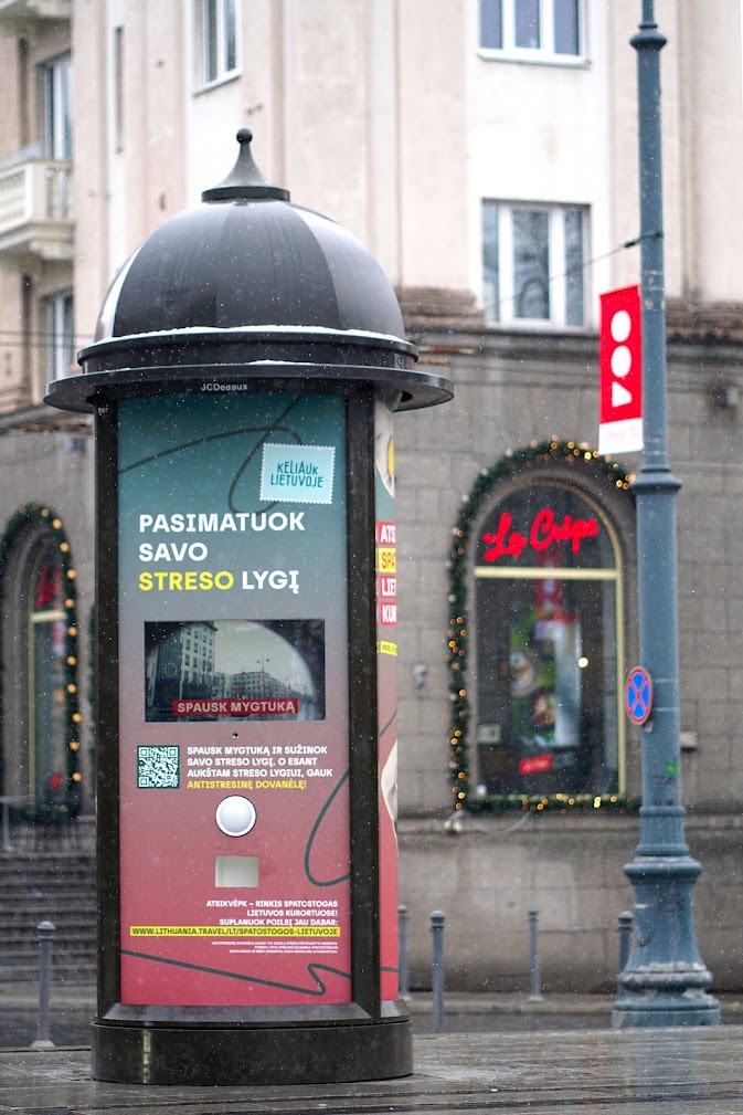 Stress Measurement Street Pillar — Public IoT Installation